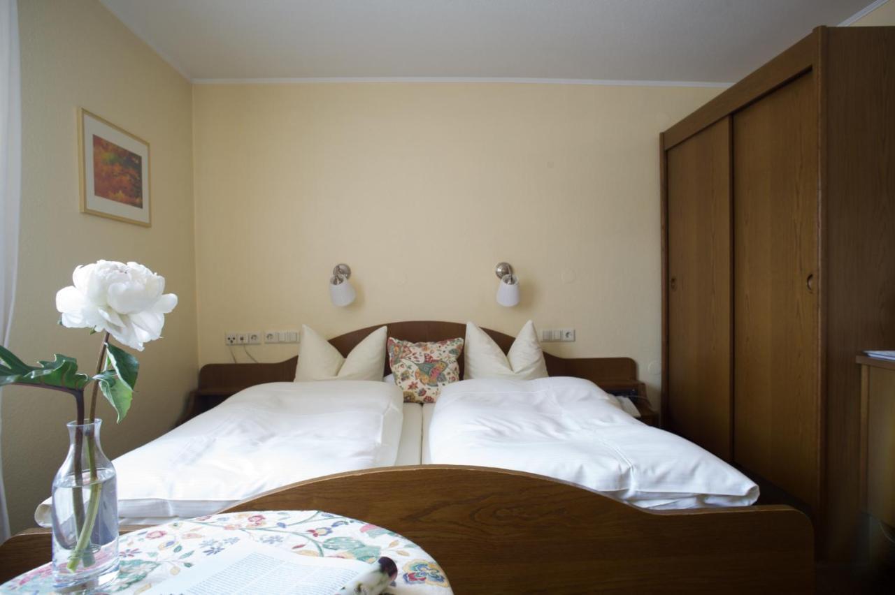 Landhotel Lutz Ug 奥伯德尔丁根 外观 照片